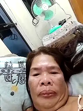 Snapshot of sexylizzy4u chatting on 2, 3, 2025 sexylizzy4u online show from 2, 3, 2025