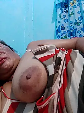 Snapshot of sexylizzy4u chatting on 25, 9, 2025 sexylizzy4u online show from 25, 9, 2025