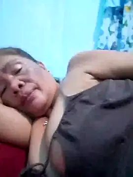 Snapshot of sexylizzy4u chatting on 4, 10, 2025 sexylizzy4u online show from 4, 10, 2025