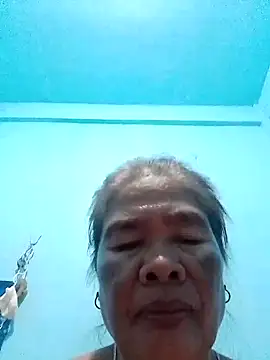 Snapshot of sexylizzy4u chatting on 17, 10, 2025 sexylizzy4u online show from 17, 10, 2025