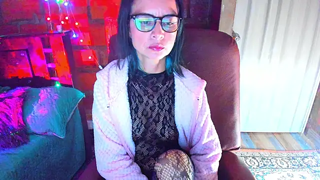 Snapshot of BrianaGarner chatting on 25, 4, 2026 BrianaGarner online show from 25, 4, 2026