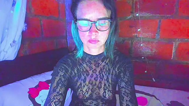 Snapshot of BrianaGarner chatting on 18, 5, 2026 BrianaGarner online show from 18, 5, 2026