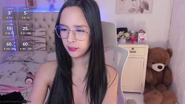 angelic facexx online show from 4, 2, 2025