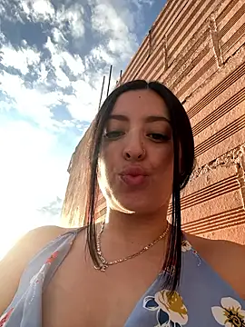 Snapshot of Sofhi_corolinne31 chatting on 12, 3, 2025 Sofhi corolinne31 online show from 12, 3, 2025