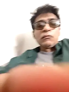 iamkahn 44 online show from 11, 2, 2026