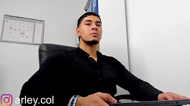 Snapshot of Dimitri_Colleman chatting on 3, 1, 2025 Dimitri Colleman online show from 3, 1, 2025