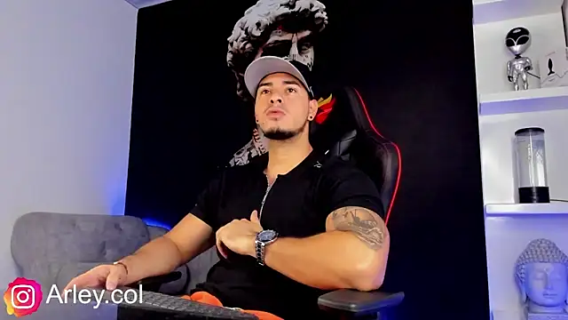 Snapshot of Dimitri_Colleman chatting on 11, 1, 2025 Dimitri Colleman online show from 11, 1, 2025