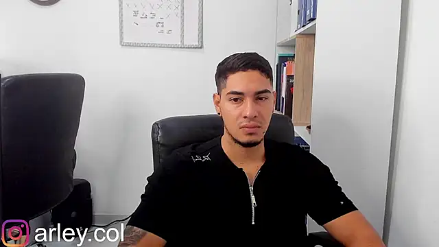 Snapshot of Dimitri_Colleman chatting on 19, 1, 2025 Dimitri Colleman online show from 19, 1, 2025