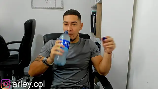 Snapshot of Dimitri_Colleman chatting on 26, 1, 2025 Dimitri Colleman online show from 26, 1, 2025