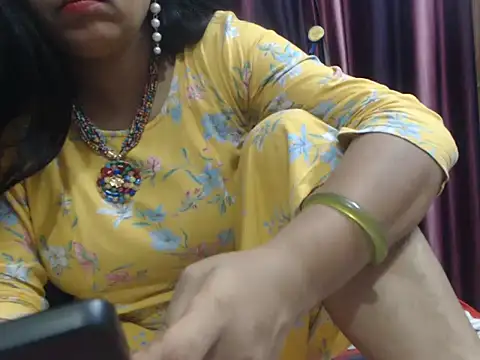 prettyindiandoll online show from 4, 8, 2026