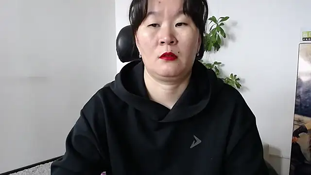 Akira xx online show from 3, 10, 2025