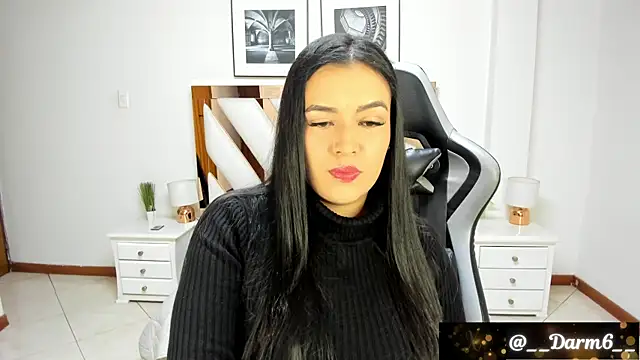 Snapshot of Lia_Simons chatting on 5, 3, 2025 Lia Simons online show from 5, 3, 2025
