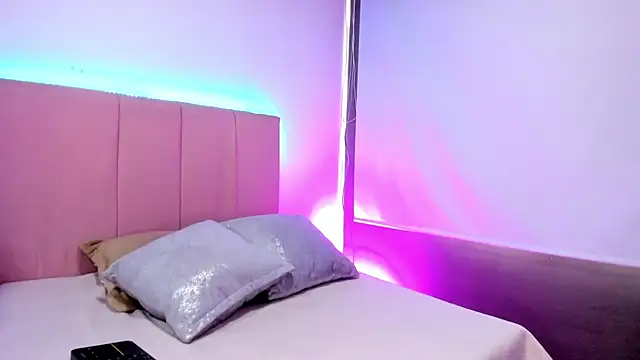 Snapshot of melani_xc chatting on 13, 11, 2025 melani xc online show from 13, 11, 2025