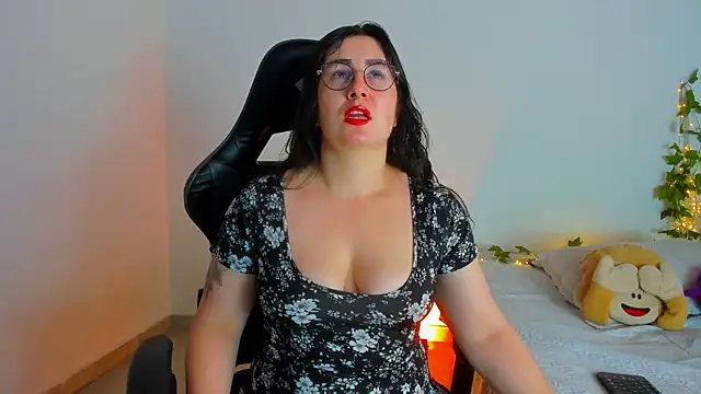 Susan Foxx online show from 23, 4, 2026