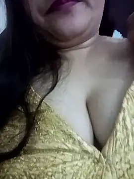 Snapshot of naughtymadam chatting on 25, 2, 2026 naughtymadam online show from 25, 2, 2026