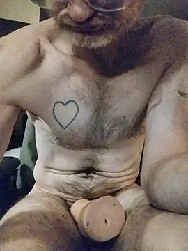 ROBERT0516 online show from 11, 4, 2026