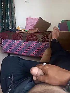 Snapshot of karthikck3 chatting on 3, 3, 2025 karthikck3 online show from 3, 3, 2025