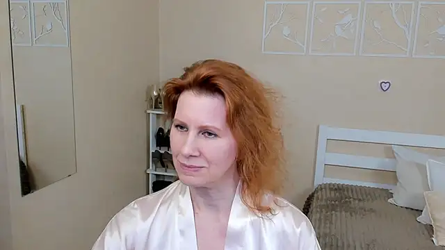 Snapshot of FoxySophia chatting on 8, 2, 2025 FoxySophia online show from 8, 2, 2025