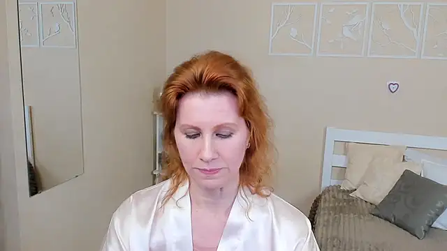 Snapshot of FoxySophia chatting on 8, 2, 2025 FoxySophia online show from 8, 2, 2025