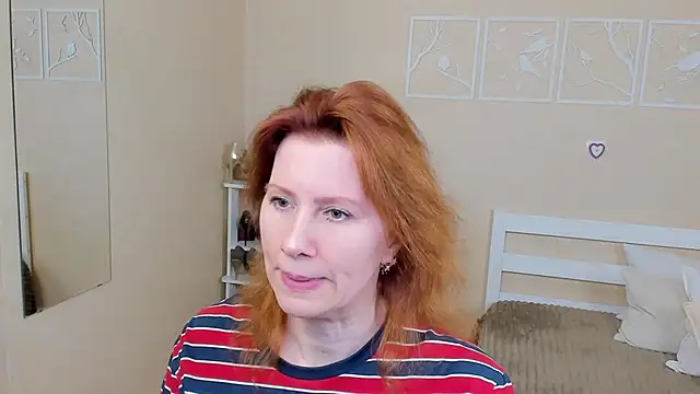 Snapshot of FoxySophia chatting on 24, 2, 2025 FoxySophia online show from 24, 2, 2025