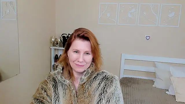 Snapshot of FoxySophia chatting on 25, 2, 2025 FoxySophia online show from 25, 2, 2025