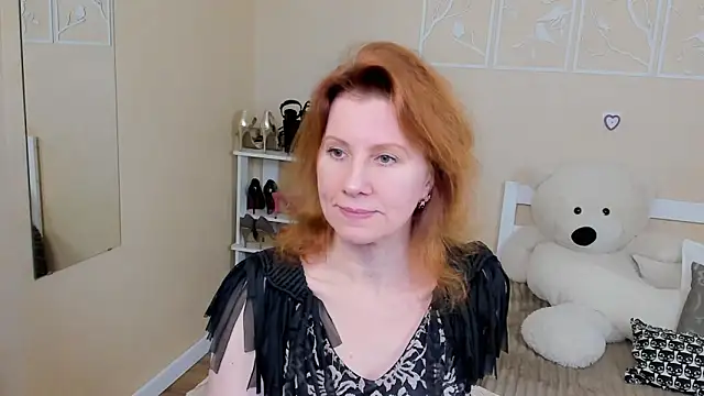 Snapshot of FoxySophia chatting on 7, 3, 2025 FoxySophia online show from 7, 3, 2025