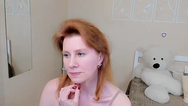 Snapshot of FoxySophia chatting on 9, 3, 2025 FoxySophia online show from 9, 3, 2025