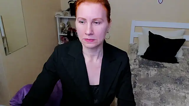 Snapshot of FoxySophia chatting on 21, 10, 2025 FoxySophia online show from 21, 10, 2025