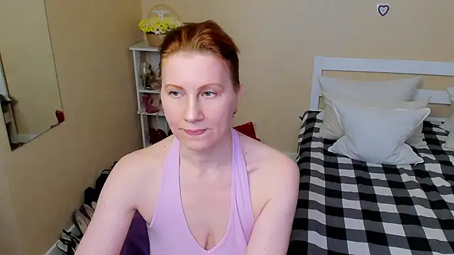 Snapshot of FoxySophia chatting on 15, 11, 2025 FoxySophia online show from 15, 11, 2025