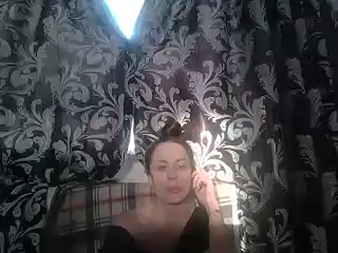 Snapshot of LindaStarS chatting on 12, 2, 2025 LindaStarS online show from 12, 2, 2025