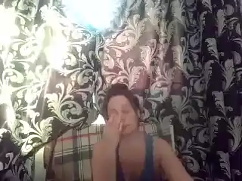 Snapshot of LindaStarS chatting on 19, 2, 2025 LindaStarS online show from 19, 2, 2025