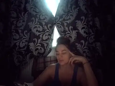 Snapshot of LindaStarS chatting on 21, 2, 2025 LindaStarS online show from 21, 2, 2025