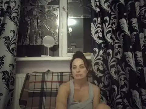 Snapshot of LindaStarS chatting on 1, 3, 2025 LindaStarS online show from 1, 3, 2025