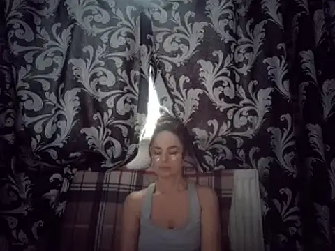 Snapshot of LindaStarS chatting on 2, 3, 2025 LindaStarS online show from 2, 3, 2025