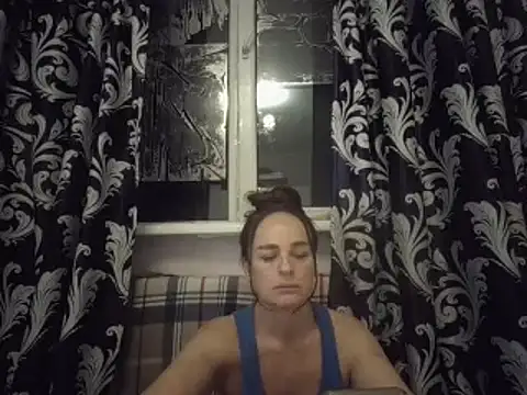 Snapshot of LindaStarS chatting on 9, 3, 2025 LindaStarS online show from 9, 3, 2025