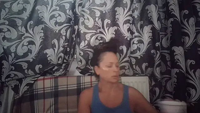 Snapshot of LindaStarS chatting on 26, 9, 2025 LindaStarS online show from 26, 9, 2025