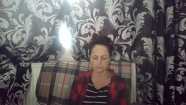 Snapshot of LindaStarS chatting on 26, 10, 2025 LindaStarS online show from 26, 10, 2025