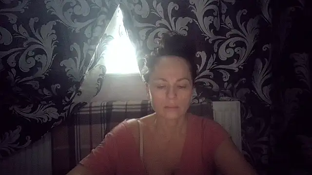 Snapshot of LindaStarS chatting on 30, 11, 2025 LindaStarS online show from 30, 11, 2025