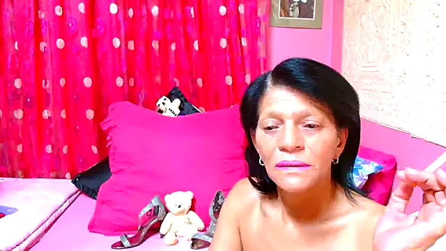 Snapshot of SLUTTYROXY chatting on 19, 1, 2025 SLUTTYROXY online show from 19, 1, 2025