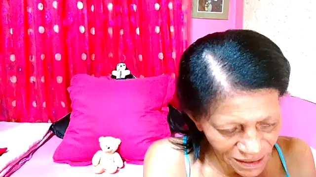 Snapshot of SLUTTYROXY chatting on 20, 1, 2025 SLUTTYROXY online show from 20, 1, 2025