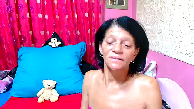 Snapshot of SLUTTYROXY chatting on 1, 2, 2025 SLUTTYROXY online show from 1, 2, 2025