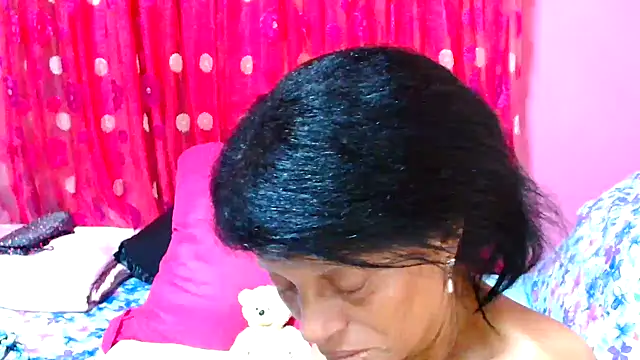 Snapshot of SLUTTYROXY chatting on 2, 2, 2025 SLUTTYROXY online show from 2, 2, 2025