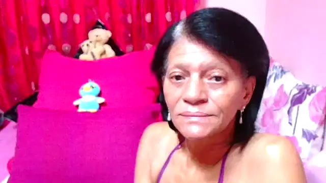 Snapshot of SLUTTYROXY chatting on 8, 10, 2025 SLUTTYROXY online show from 8, 10, 2025