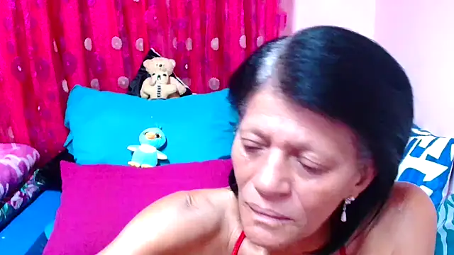 Snapshot of SLUTTYROXY chatting on 15, 10, 2025 SLUTTYROXY online show from 15, 10, 2025