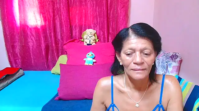 Snapshot of SLUTTYROXY chatting on 4, 2, 2026 SLUTTYROXY online show from 4, 2, 2026