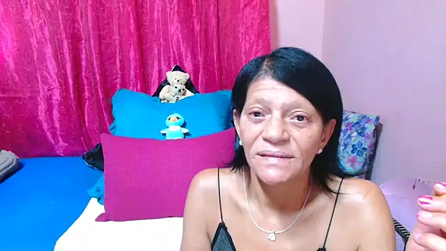 Snapshot of SLUTTYROXY chatting on 10, 2, 2026 SLUTTYROXY online show from 10, 2, 2026