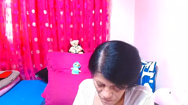 SLUTTYROXY online show from 8, 3, 2026