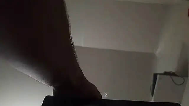 UncutHammer69 online show from 17, 10, 2025