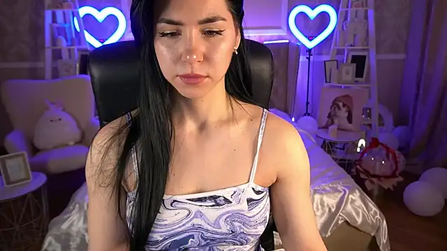 Snapshot of EmilyCandyy chatting on 3, 3, 2025 EmilyCandyy online show from 3, 3, 2025