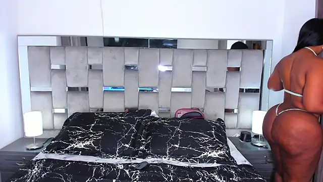 Cammiila online show from 19, 9, 2025